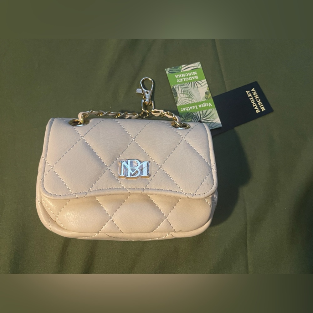 Badgley Mischka Mini Purse Key Clip Vegan Leather Off White Quilted